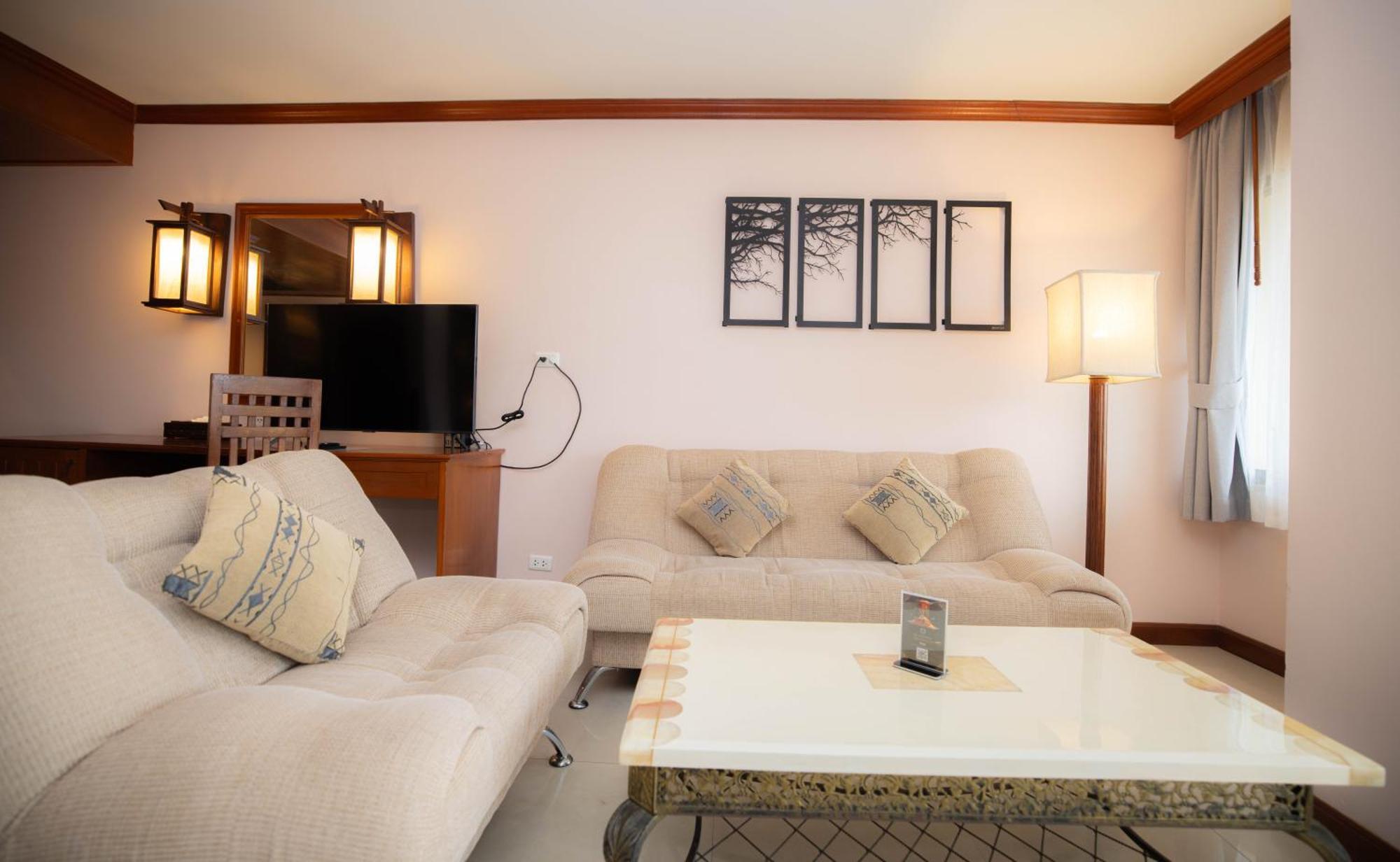 Hotel Baumanburi - Sha 4*